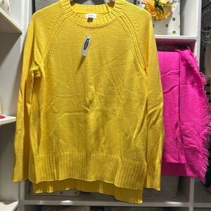 Old Navy Sweater